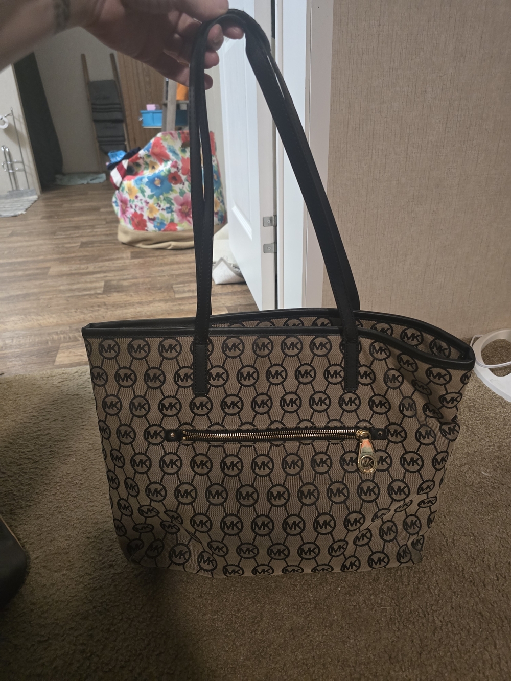 Michael Kors Signature Monogram Tote Bag in Beige and Black